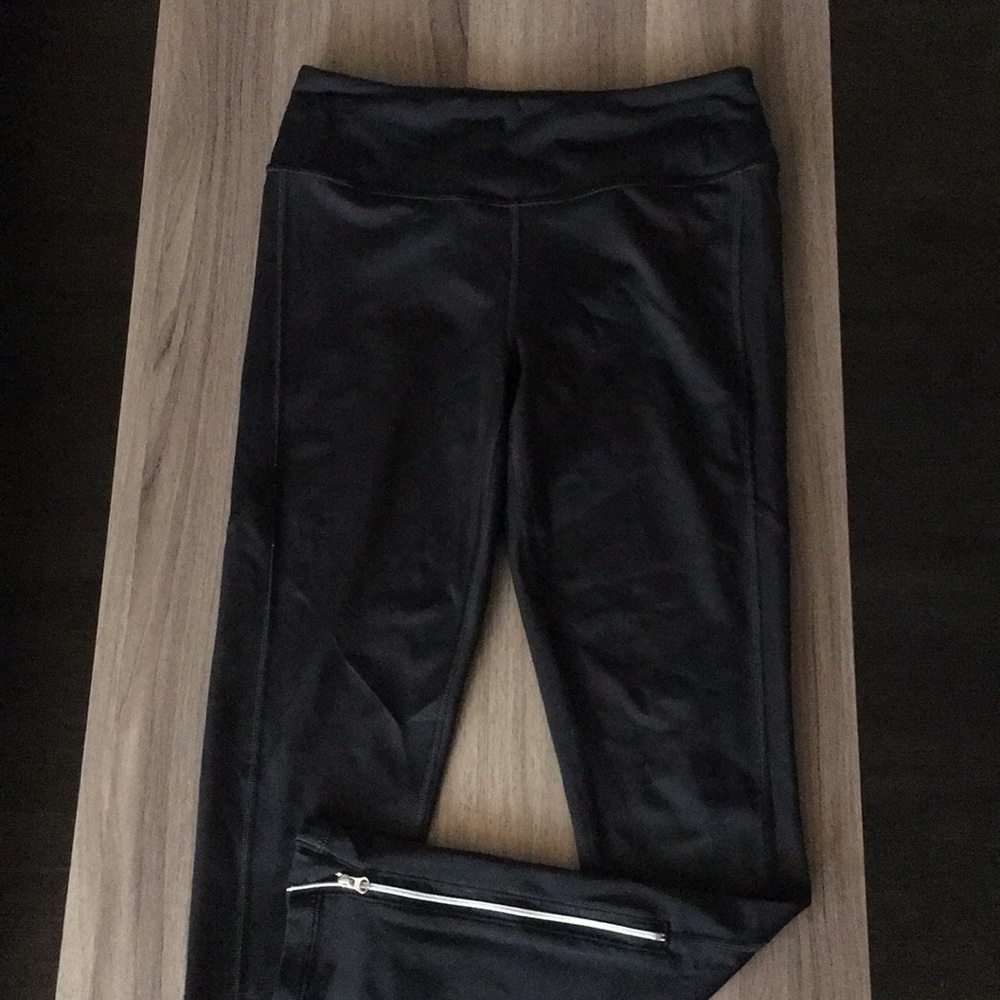 Victoria’s Secret leggings